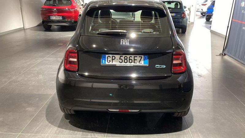 FIAT 500 Icon Berlina