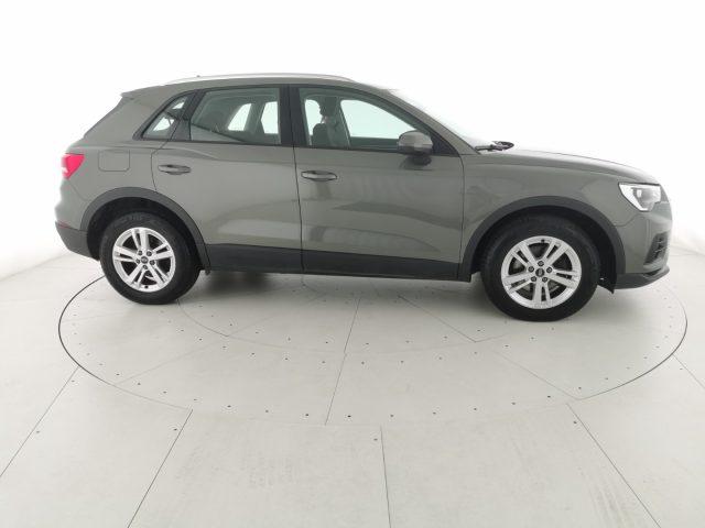 AUDI Q3 35 TDI S tronic Business