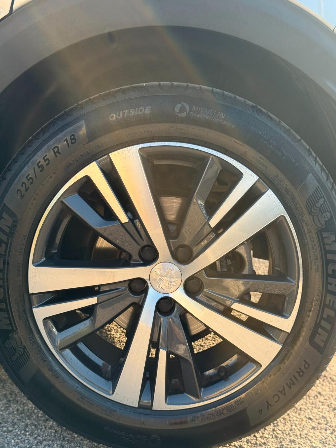 Peugeot 3008 BlueHDi 130 S&S EAT8 Allure Pack