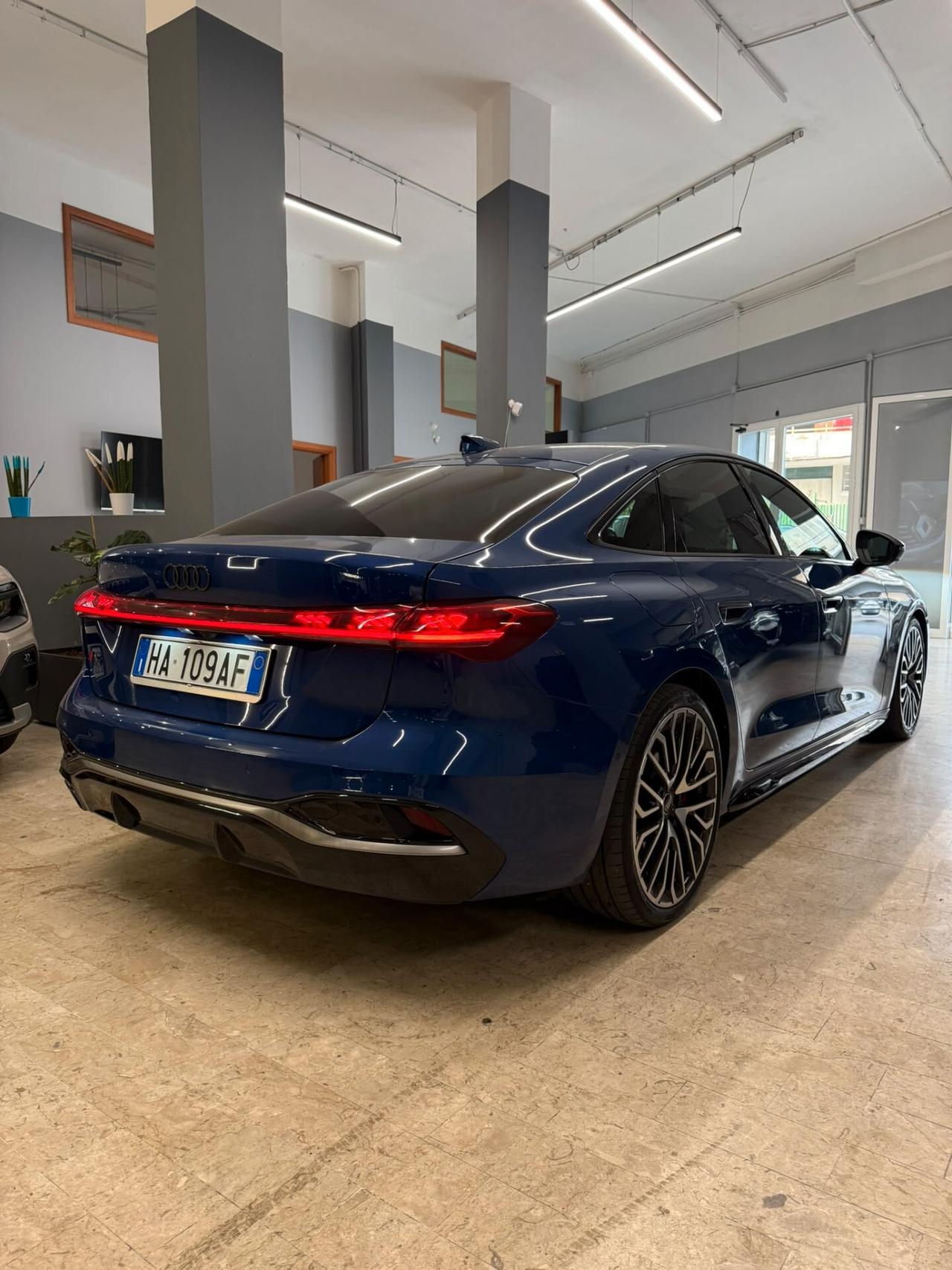 Audi A5 e-hybrid 220 kW S tronic quattro Line Edition