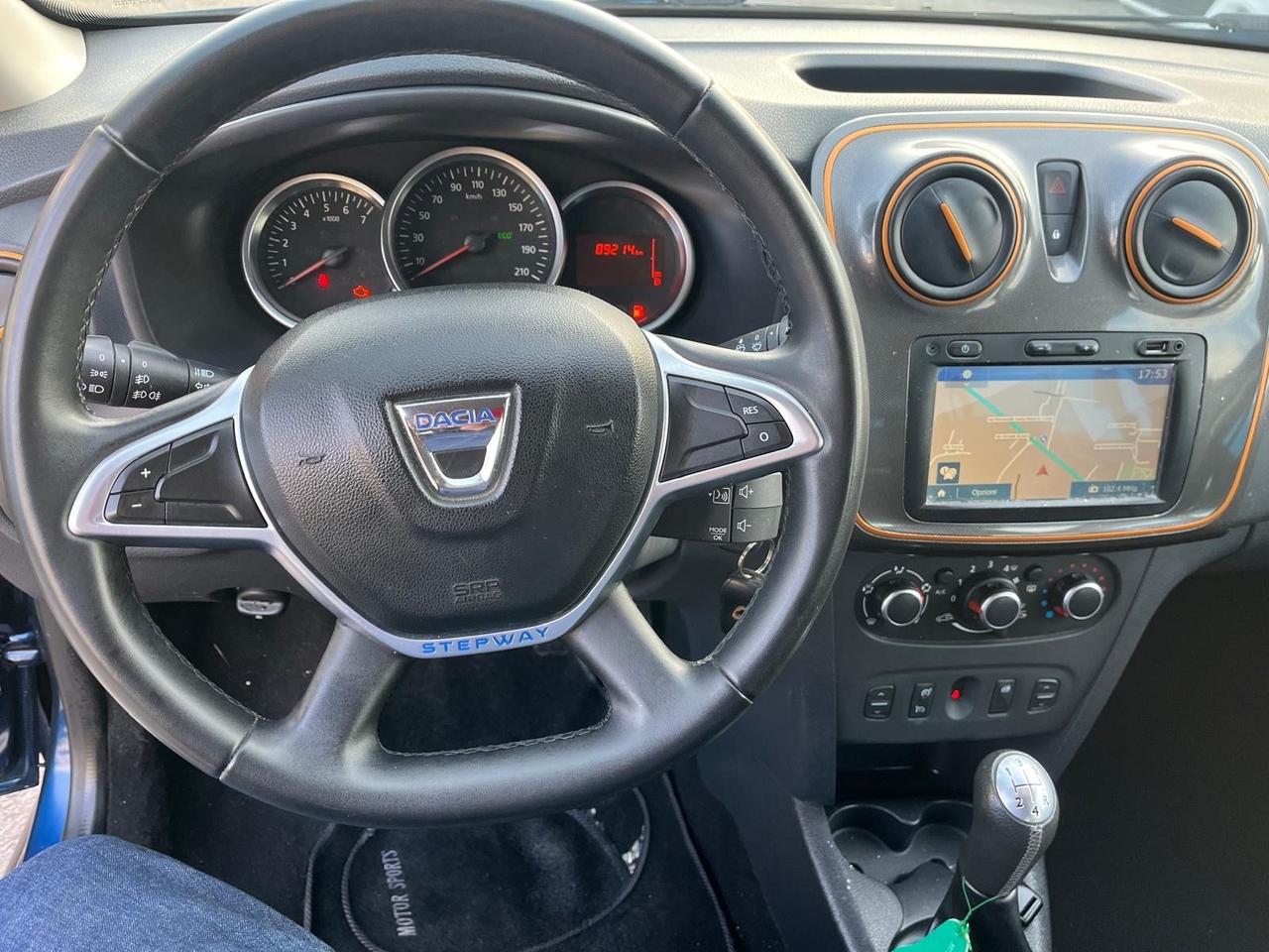 Dacia sandero stepway-0.9 tce-benz-2017