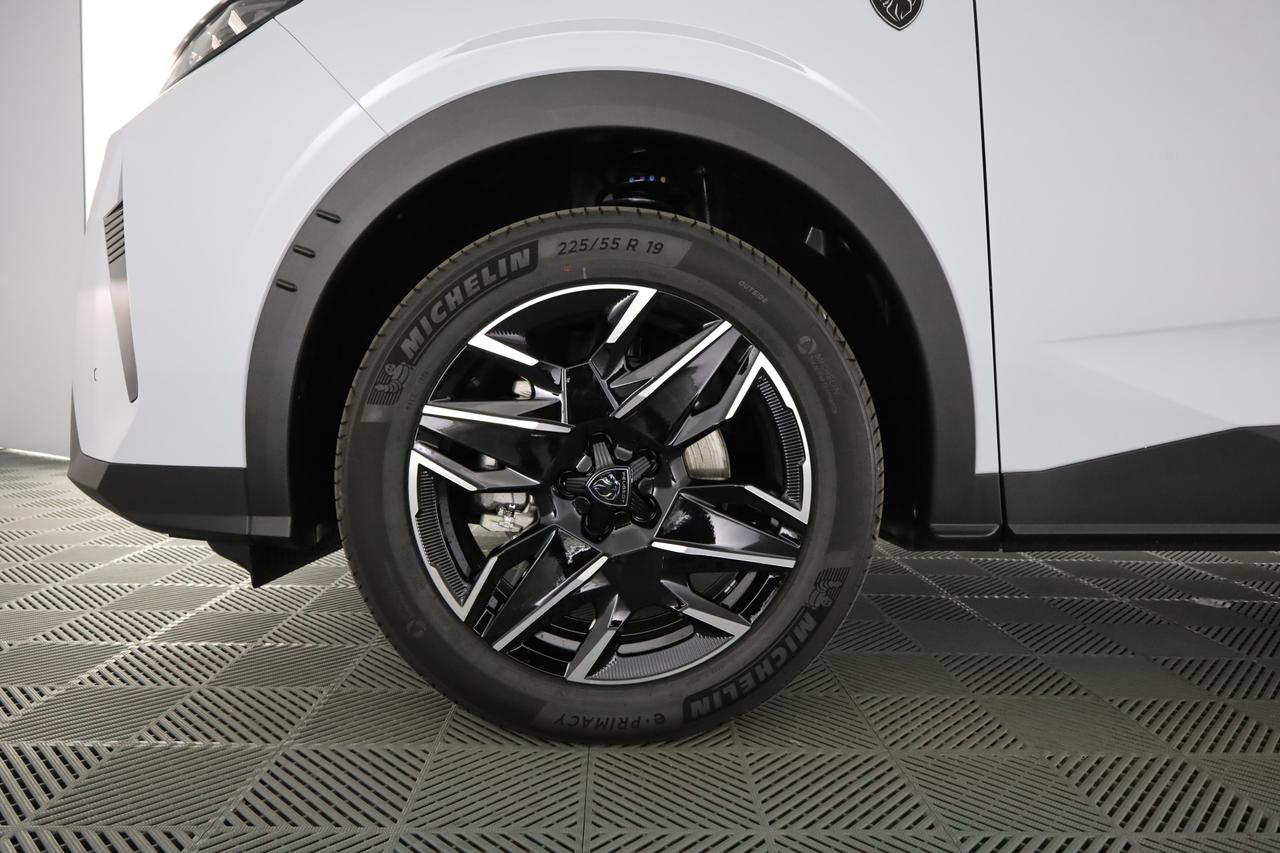 PEUGEOT 5008 3ª serie 5008 Hybrid 145 e-DCS6 GT