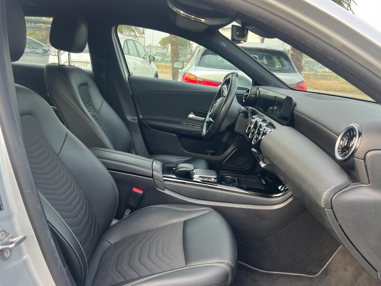 Mercedes-benz A 180 d Automatic Business FINANZIABILE