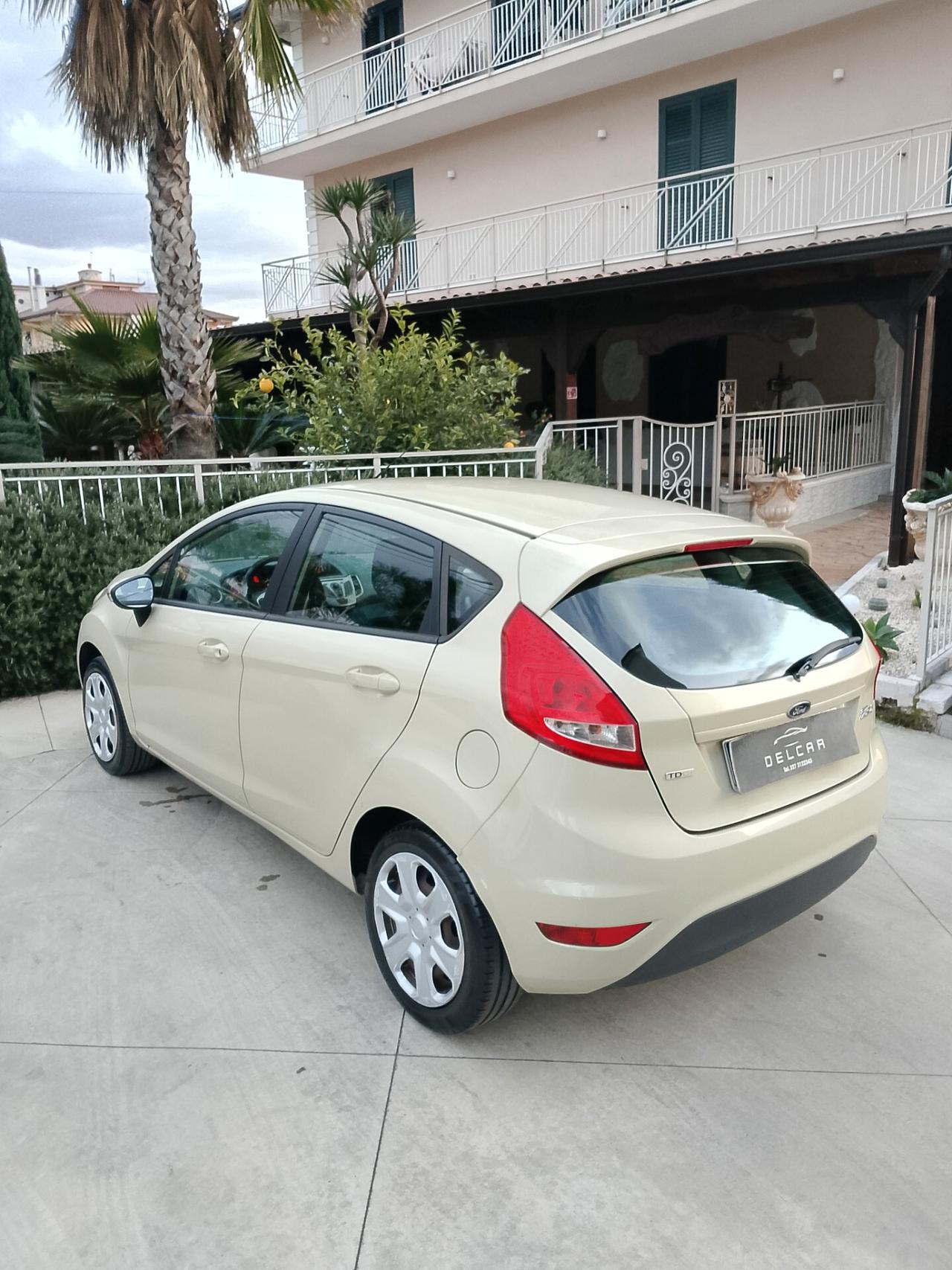 Ford Fiesta 1.4 TDCi 5p. Ghia