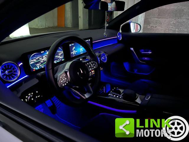 MERCEDES-BENZ A 200 d Automatic Premium UnicoProprietario