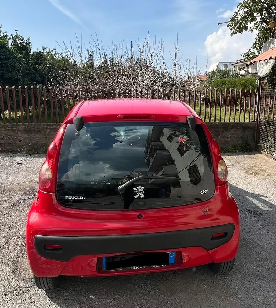 Peugeot 107 1.0 68CV 3p. Sweet Years