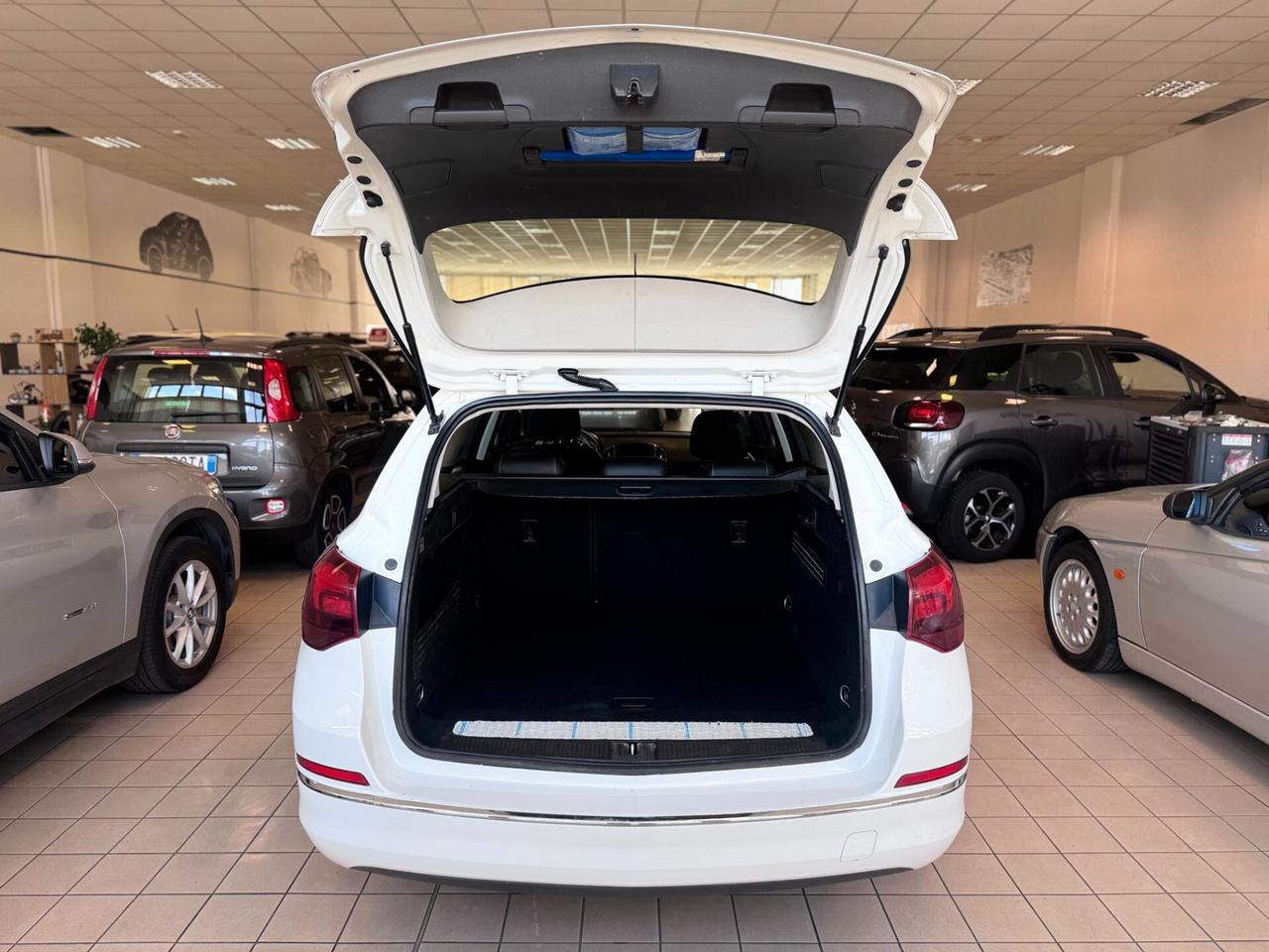 Opel Astra 1.7 CDTI 110CV Sports Tourer Cosmo Fleet