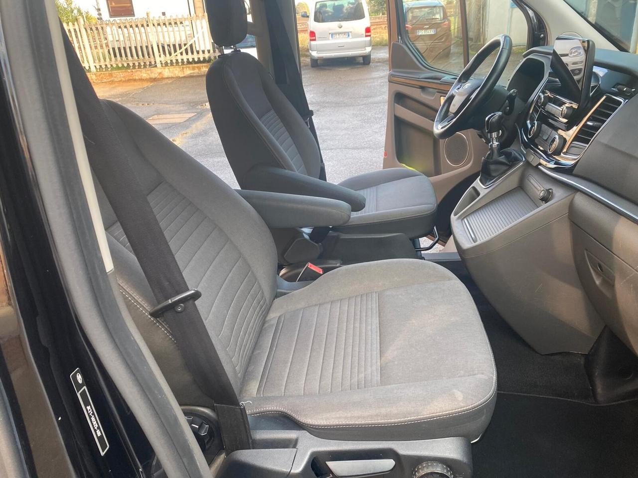 Ford Tourneo Custom TDCi 130CV - GARANZIA 12 MESI