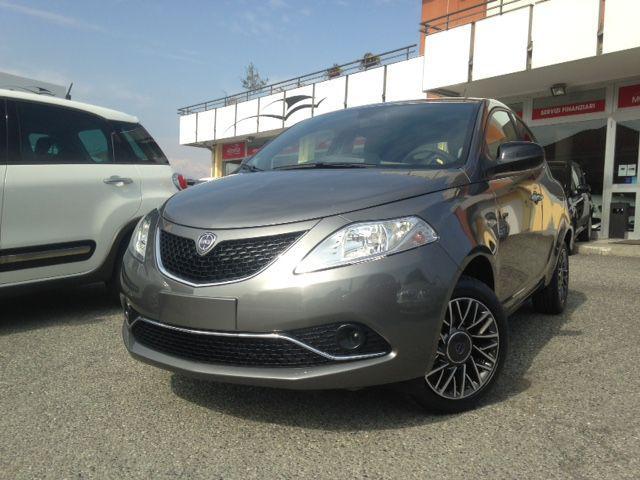 LANCIA Ypsilon 1.0 70cv 5p Hybrid Platino