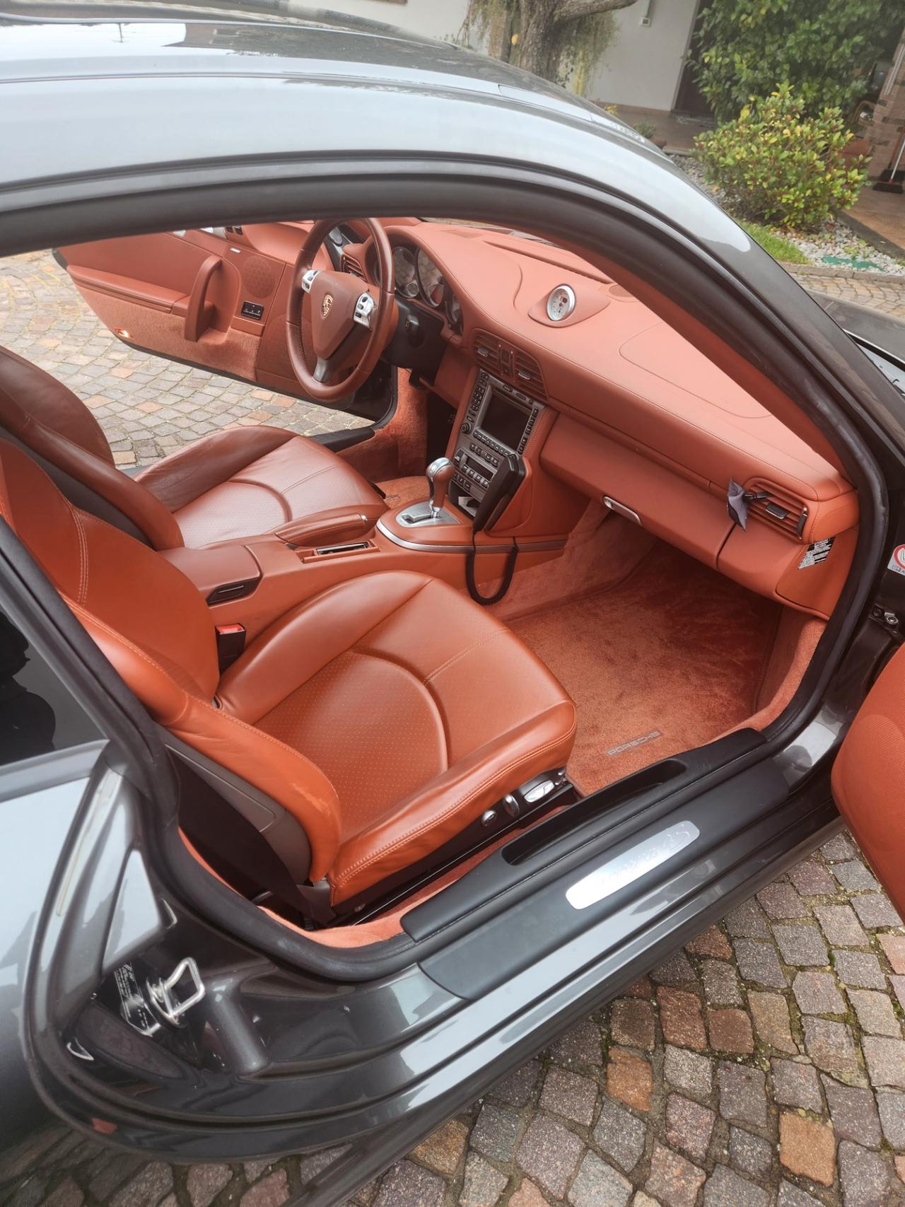 Porsche 911 Carrera 4S Coupé