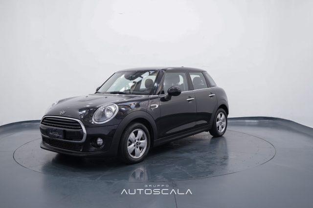 MINI Cooper 1.5 136cv 5 porte