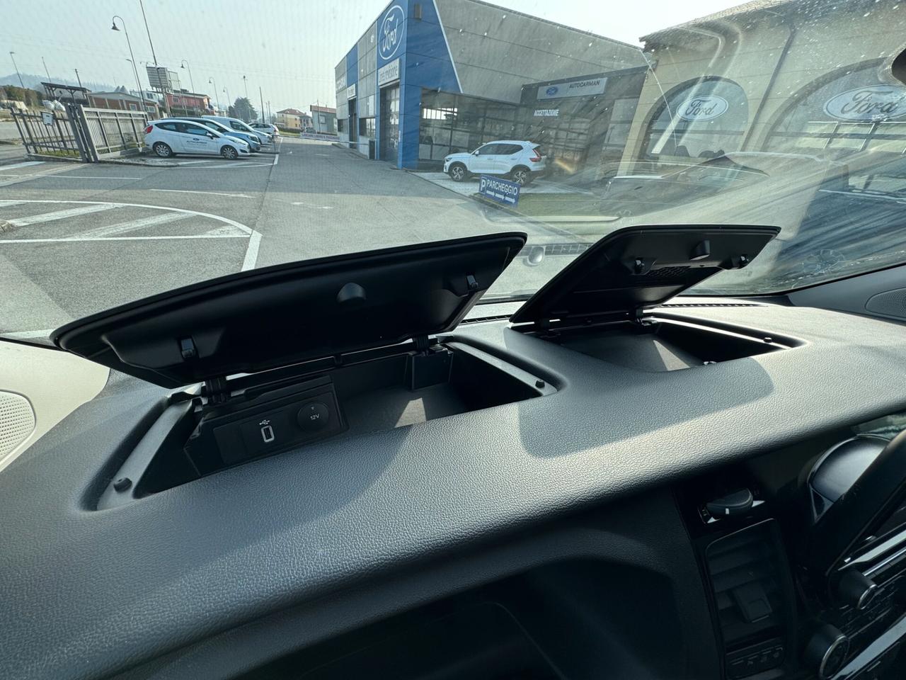 Ford Tourneo Custom Trend 2.0 TDCi 130CV 9posti