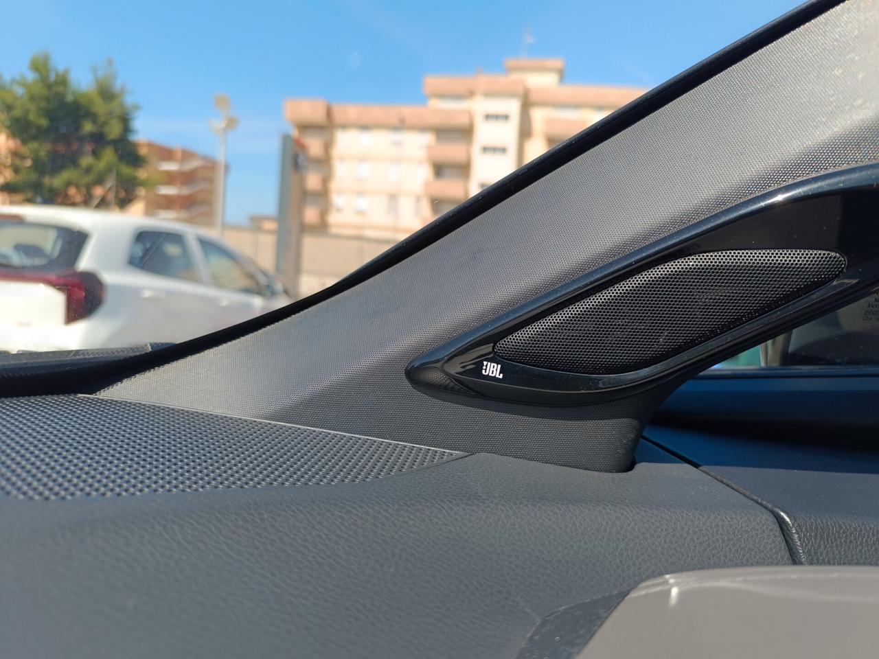 Toyota C-HR 2.0 Hybrid E-CVT Lounge