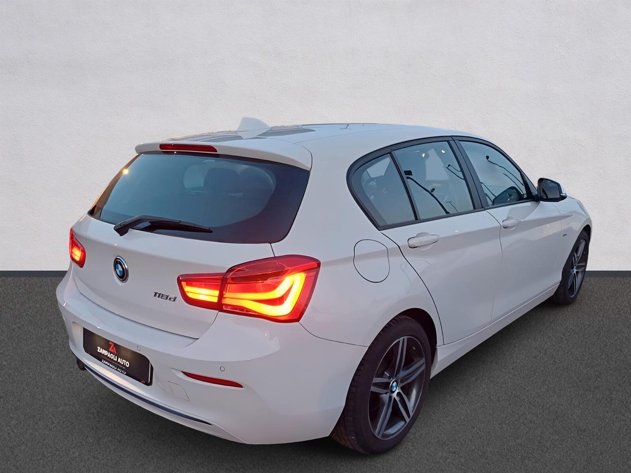 Bmw 118 118d 5p. Sport | da € 241,39 al mese