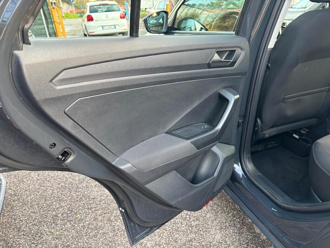 Volkswagen T-Roc 1.6 TDI SCR Advanced OK Neopatentati