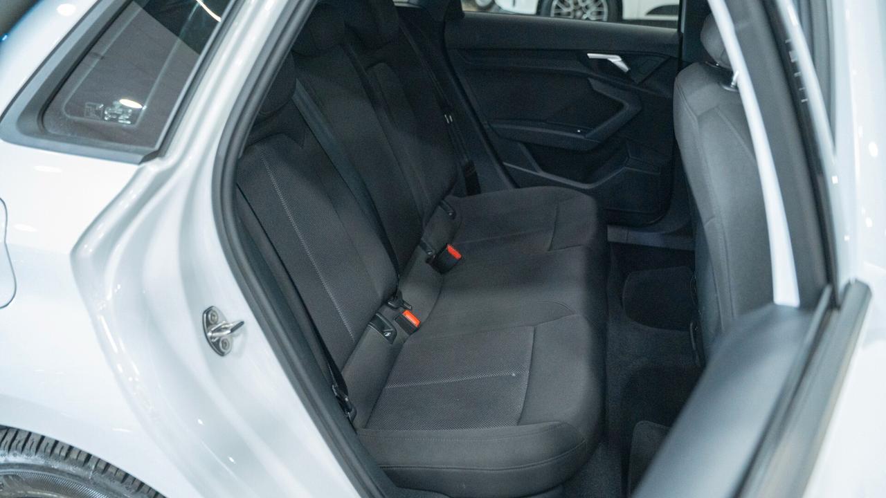 Audi A3 SPB 35 TDI S TRONIC SPORT BLACK EDITION NAVI FULL OPTIONAL
