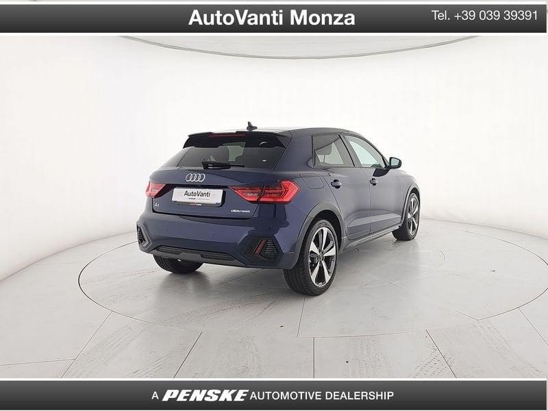 Audi A1 A1 allstreet 30 1.0 tfsi Identity Contrast 110cv