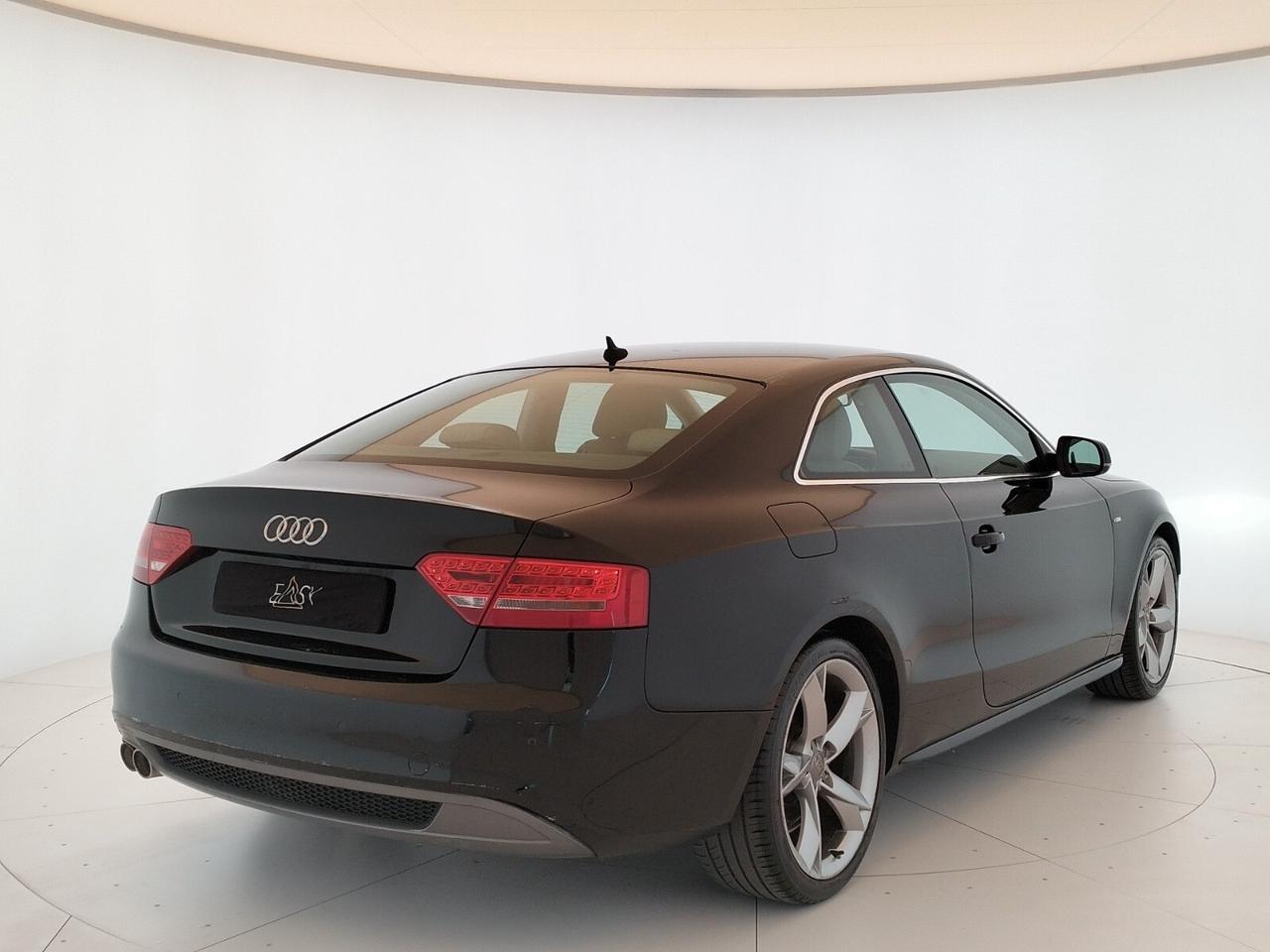 Audi A5 Coupe 2.0 tdi quattro