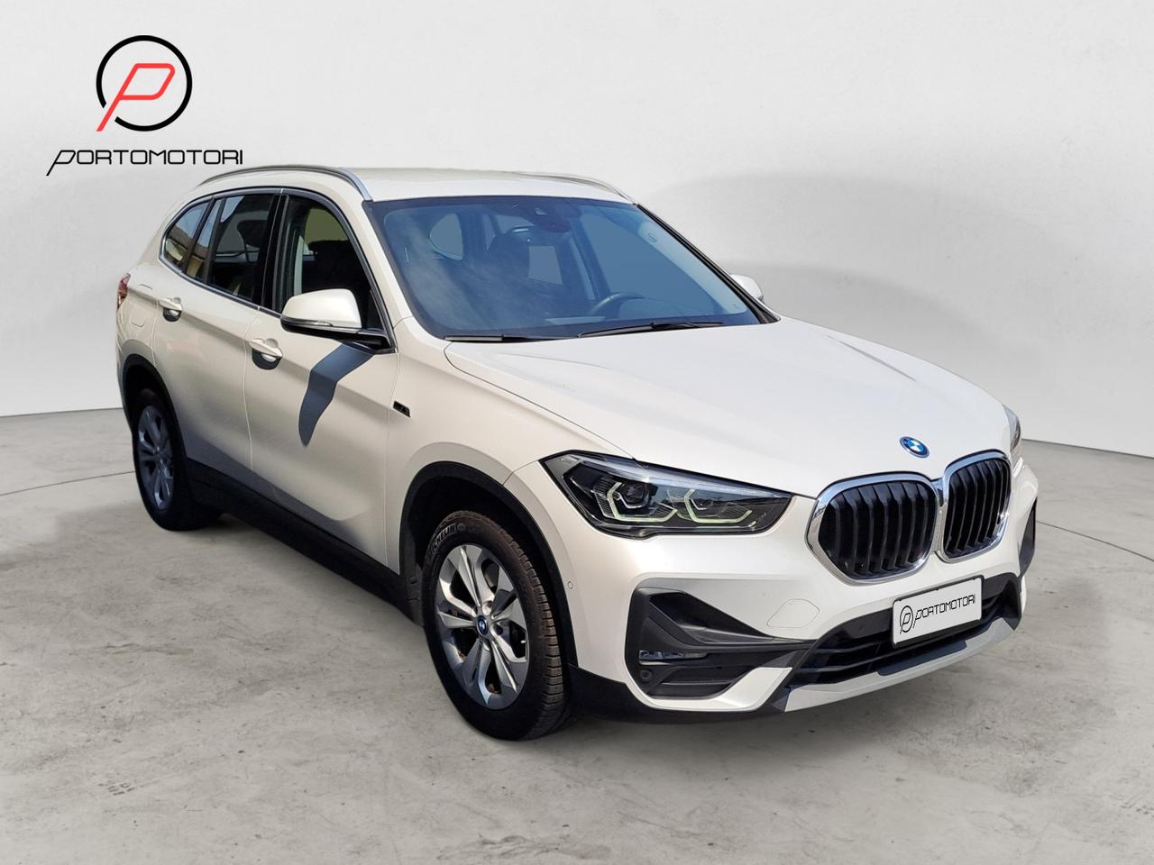 BMW X1 (F48) - X1 xDrive25e Business Advantage
