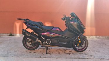 Yamaha T-MAX TECH MAX BLACK - 2023