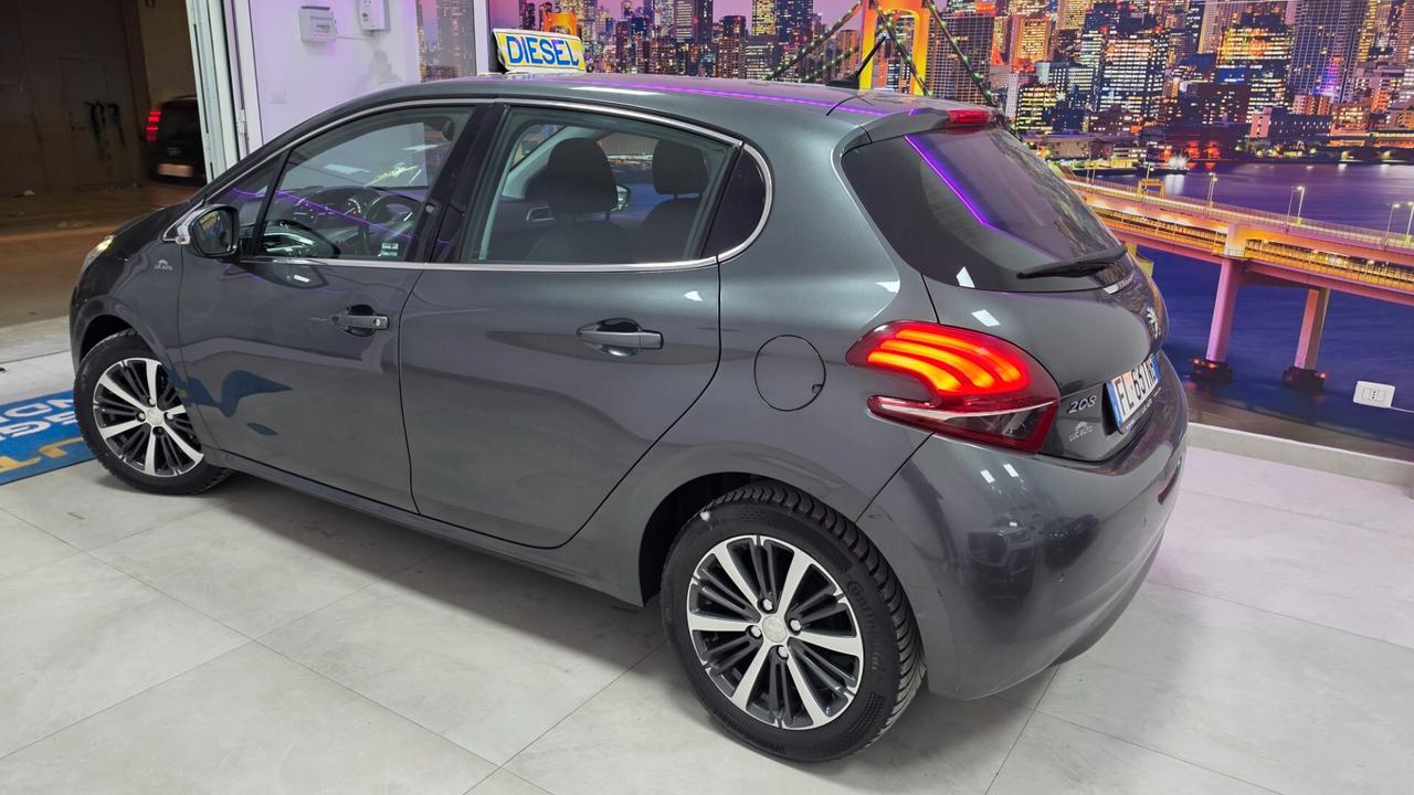 Peugeot 208 BlueHDi 75 5 porte Allure