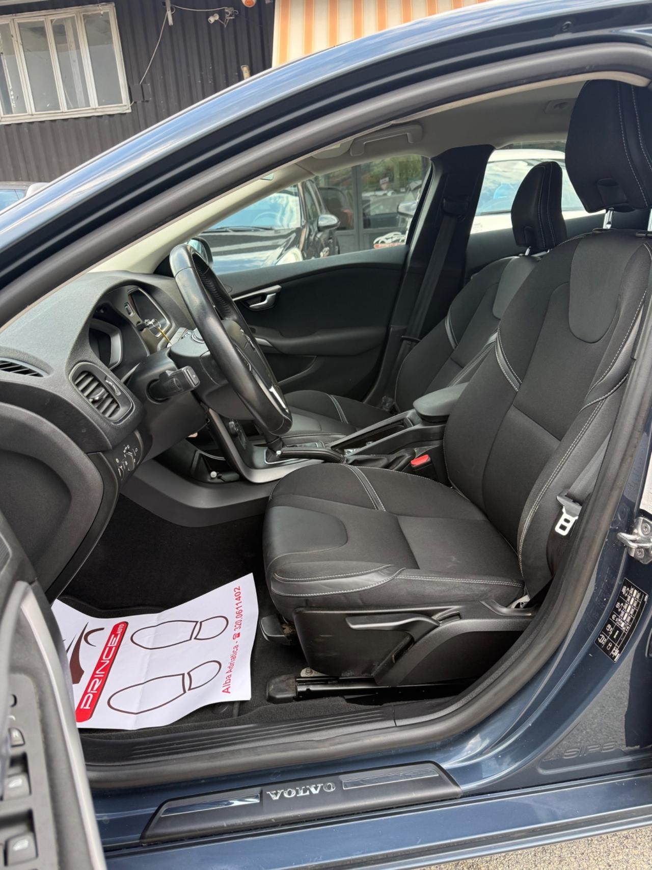Volvo V40 D2 Geartronic R-design