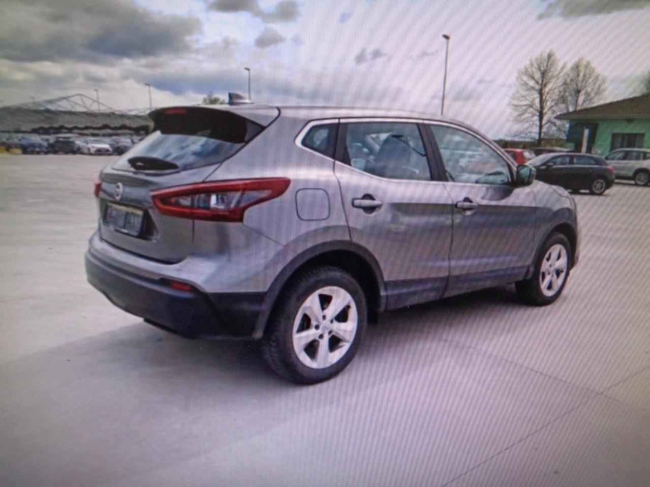 Nissan Qashqai 1.3 DIG-T 140 CV Business