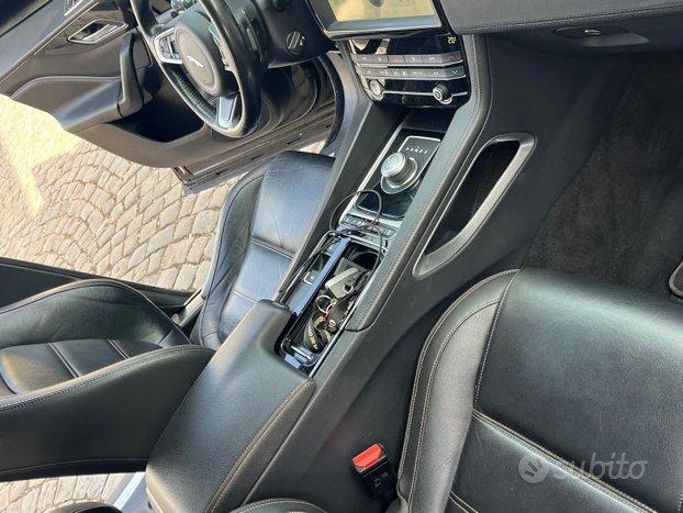 JAGUAR F-PACE 2.0d i4 R-Sport 180cv auto my20