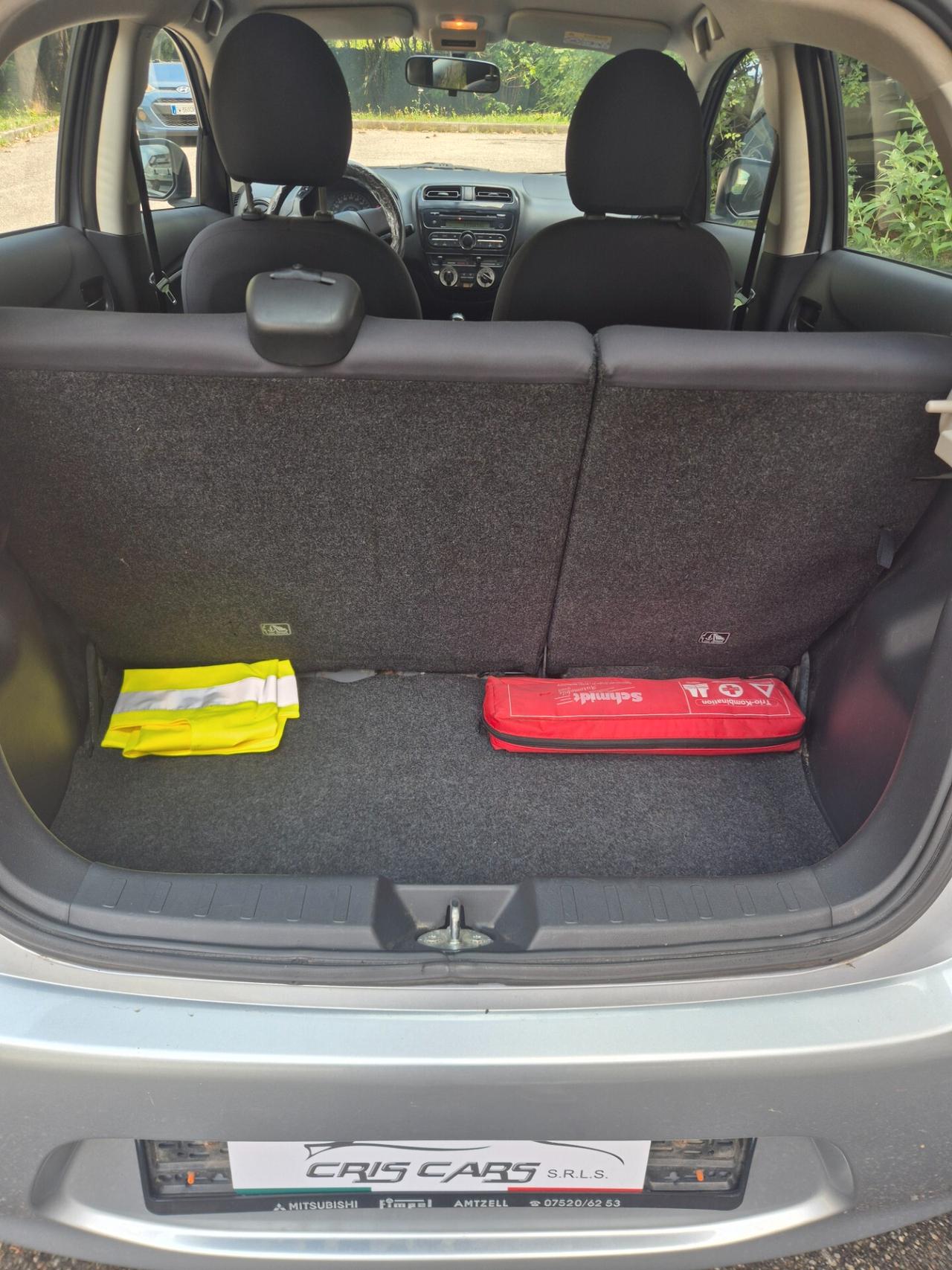 Mitsubishi Space Star 1.0 benzina neo patentati