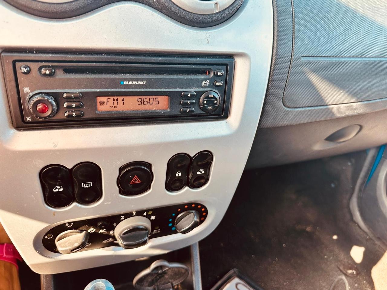 Dacia Sandero 1.4 BENZINA