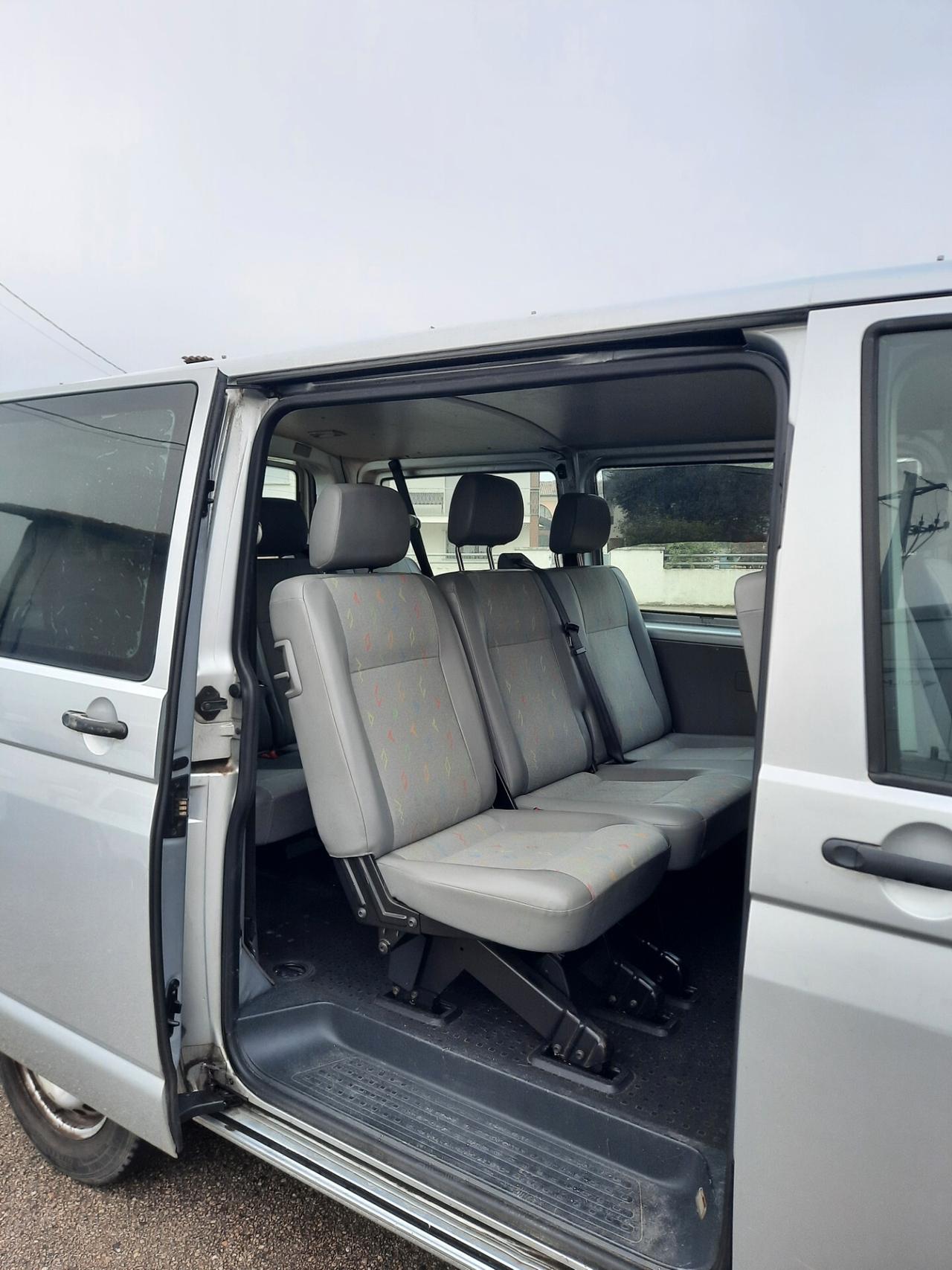 Volkswagen Transporter 9 POSTI California 1.9 TDI Comfortline