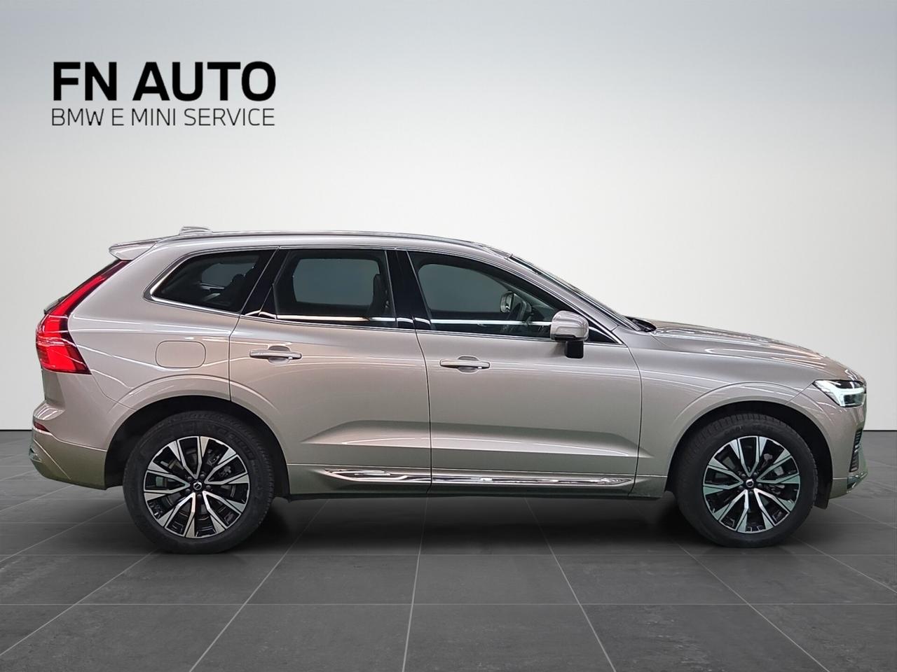 Volvo XC60 B4 (d) AWD automatico Plus Bright