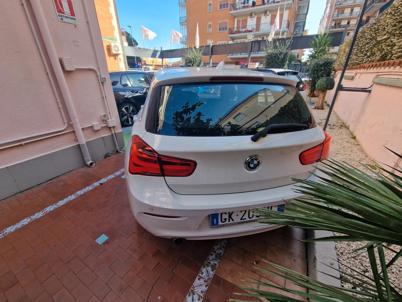 Bmw 116 116d 5p. Attiva perfetta