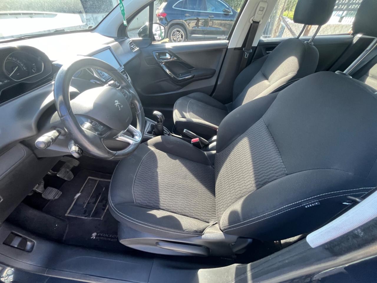 Peugeot 208 5 porte Active