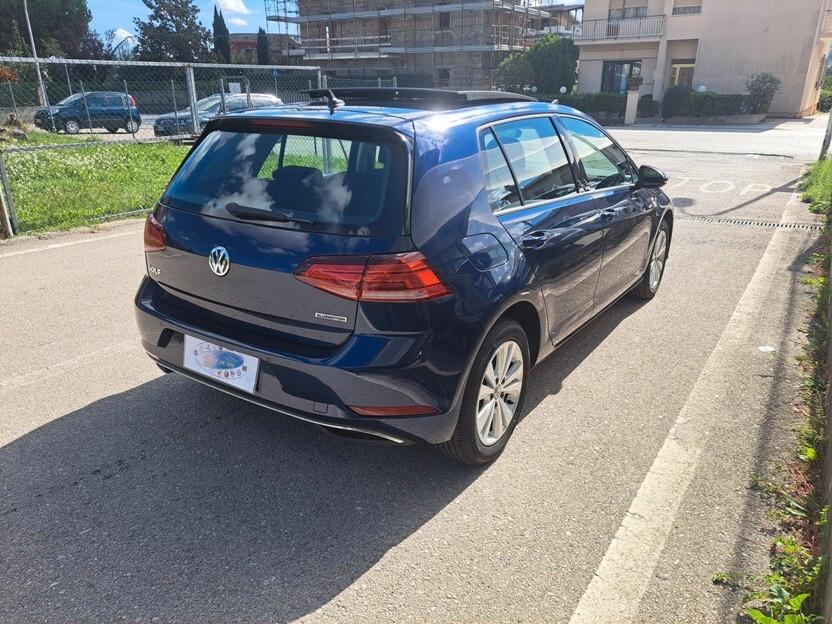 Volkswagen Golf 7.5 TGI TETTO/TELECAMERA 2018