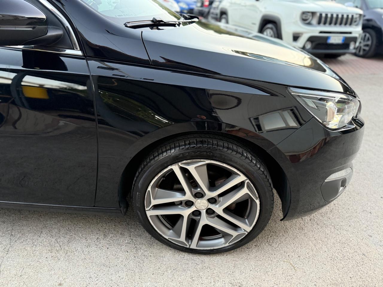 Peugeot 308 BlueHDi 120 Allure KM Certif