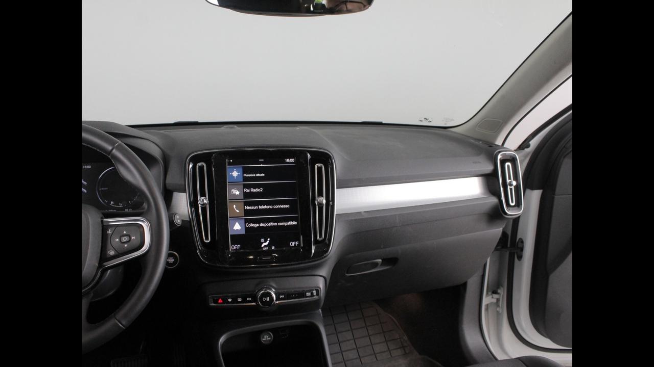 VOLVO XC40 - XC40 1.5 t5 phev Inscription Expression auto my21