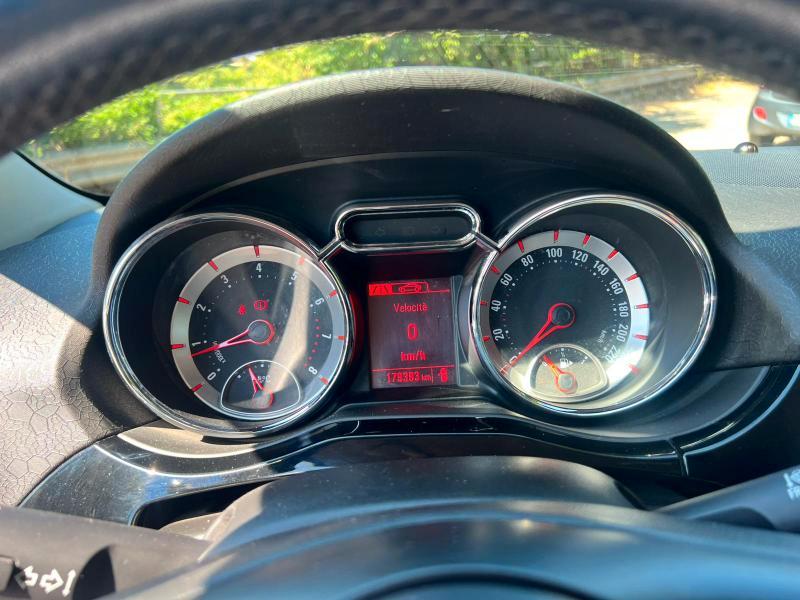Opel Adam 1.4 Glam Gpl-tech 87cv E6