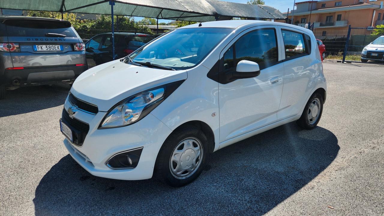 Chevrolet Spark 1.0 LT