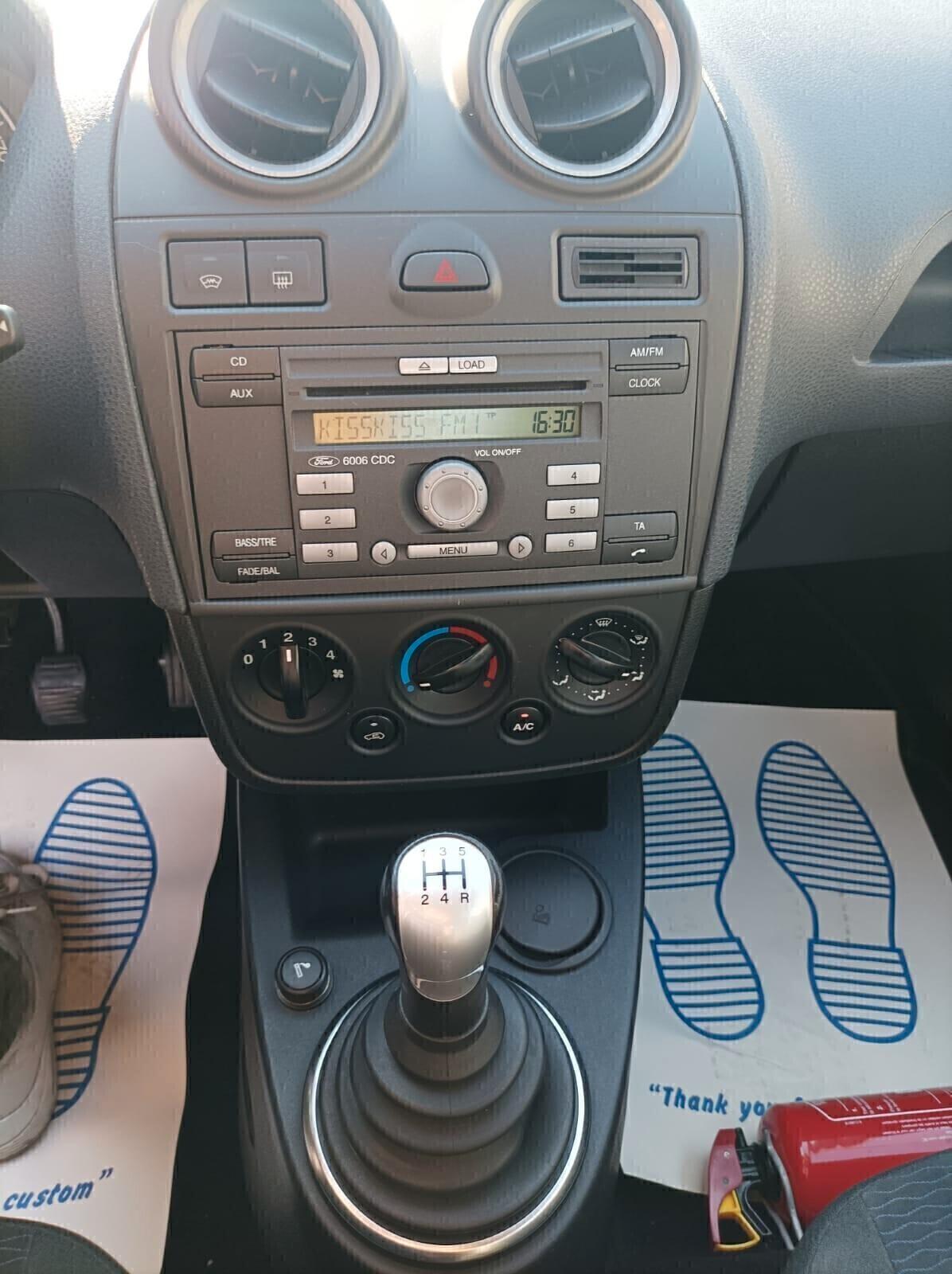 Ford Fiesta 1.4 TDCi 5p. Ghia