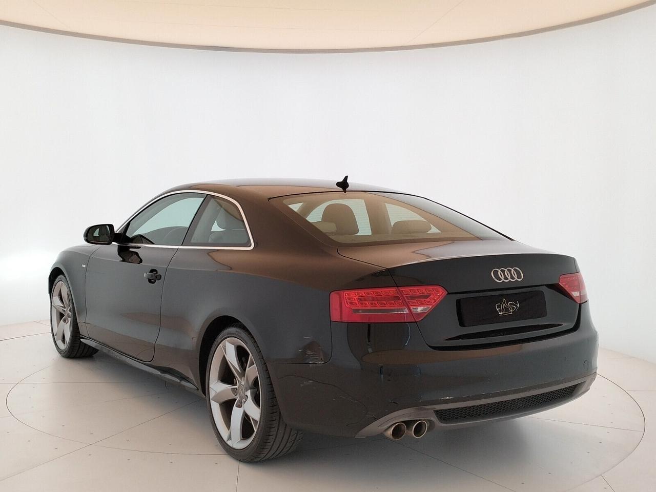 Audi A5 Coupe 2.0 tdi quattro