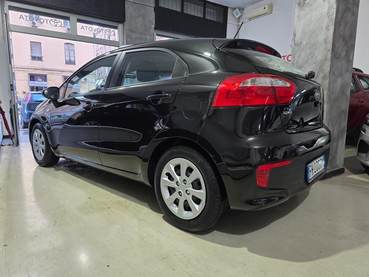 Kia Rio 1.1 CRDi 75cv 5P Cool 2017