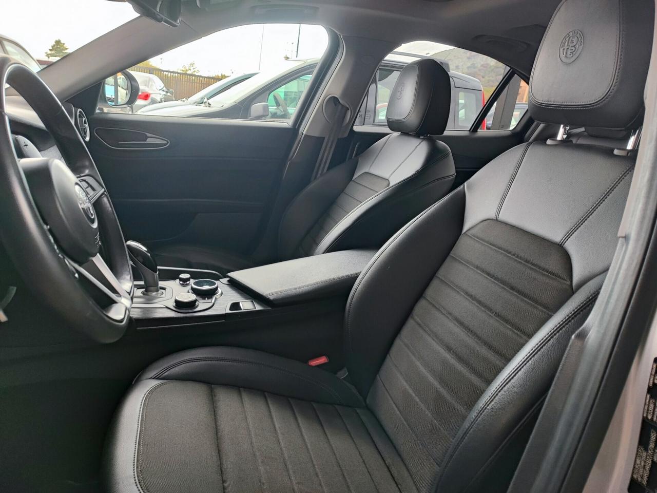 Alfa Romeo Giulia 2.2 Turbodiesel 160 CV AT8 Super