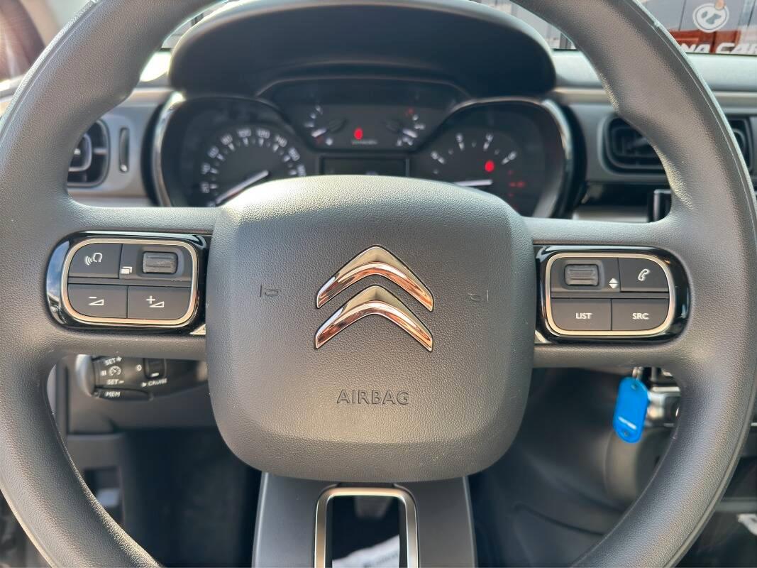 Citroen C3 1.2 puretech Feel 82cv neopatentati con CarPlay