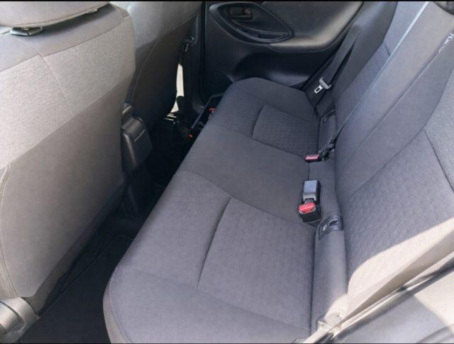 TOYOTA Yaris 1.5 Hybrid 5 porte Business
