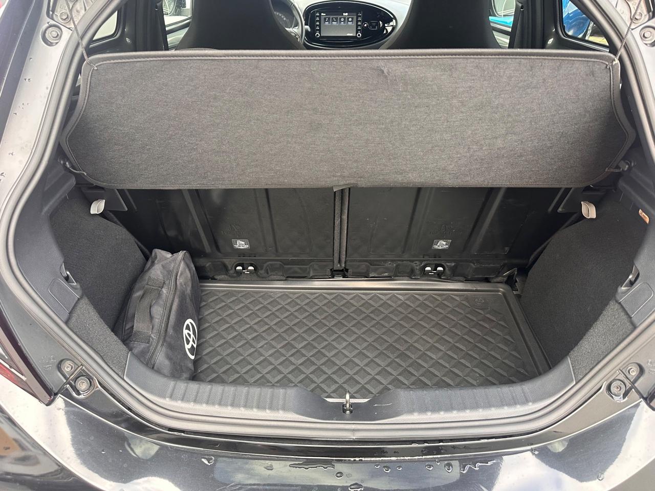 Toyota Aygo X 1.0 VVT-i 72 CV 5 porte Lounge