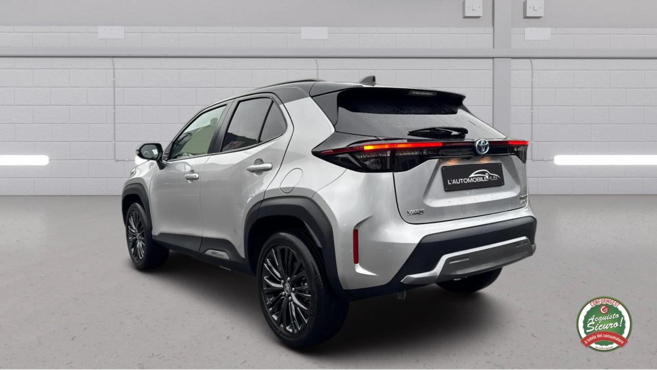 Toyota Yaris Cross 1.5 Hybrid 5p. E-CVT AWD-i Adventure