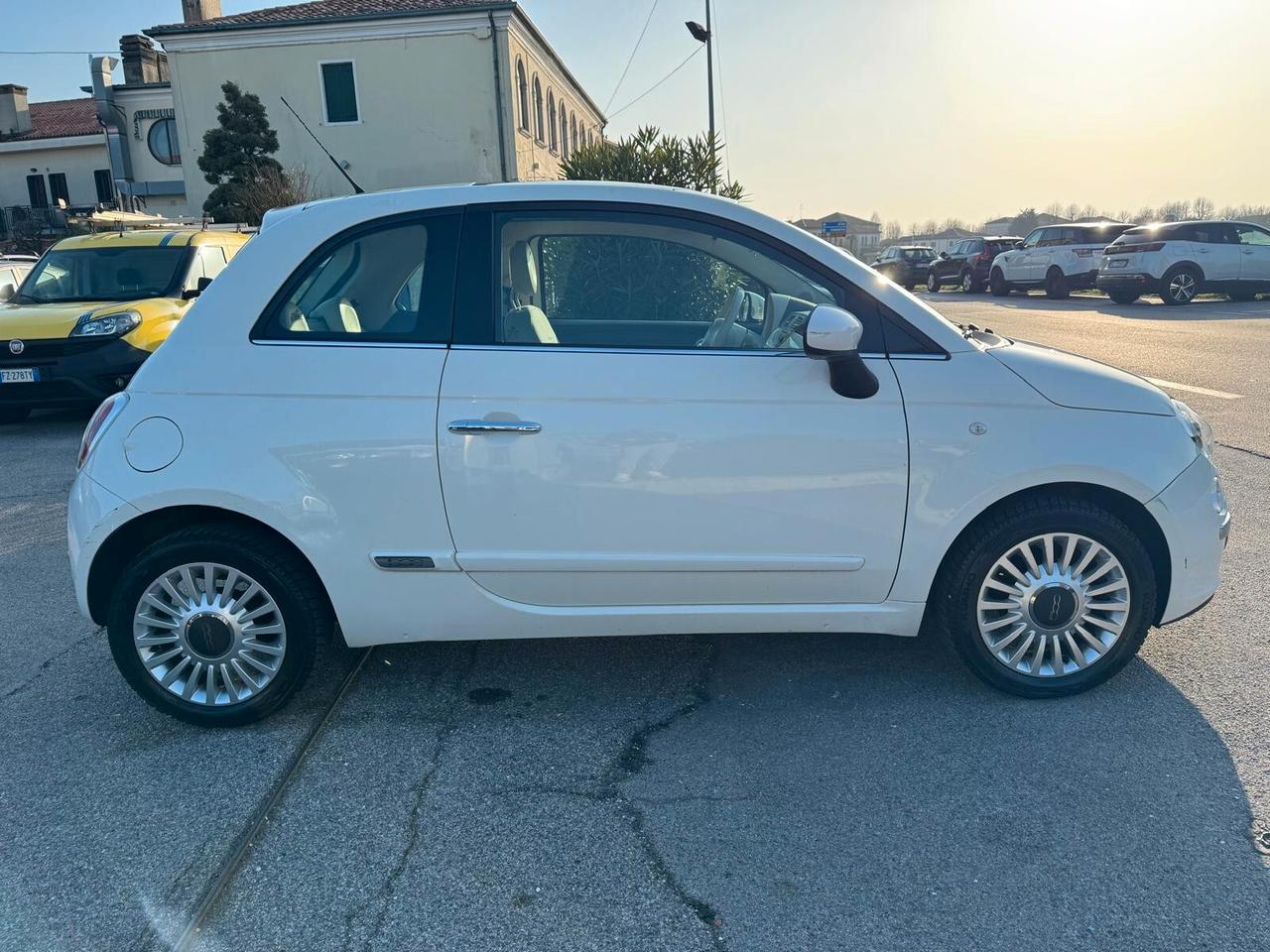 Fiat 500 1.2 Lounge Neopatentati