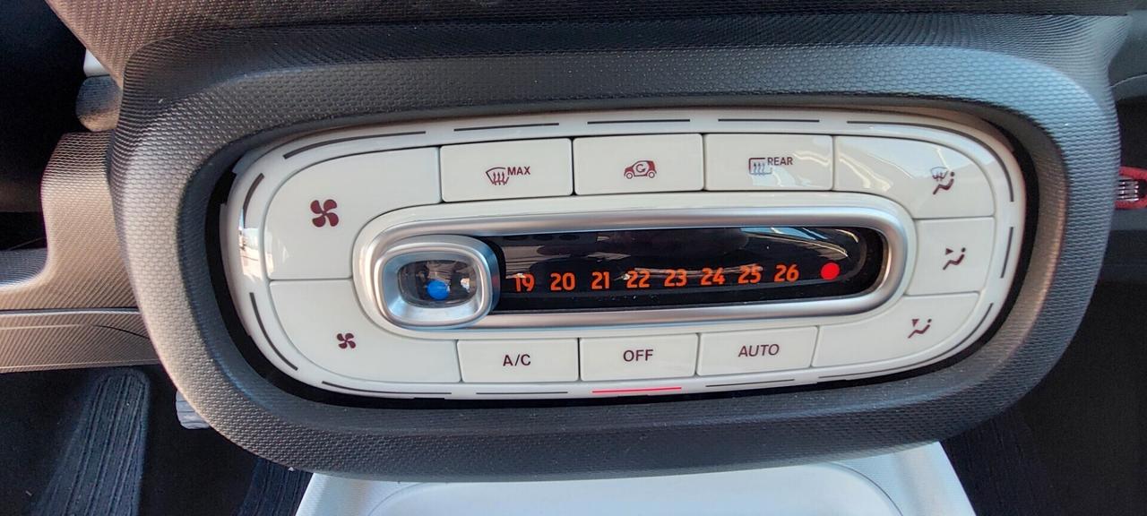 SMART FORFOUR 1,0 BENZINA 70 CV X NEOPATENTATI DOPPIO TETTO IMPECCABILE GOMME NUOVE
