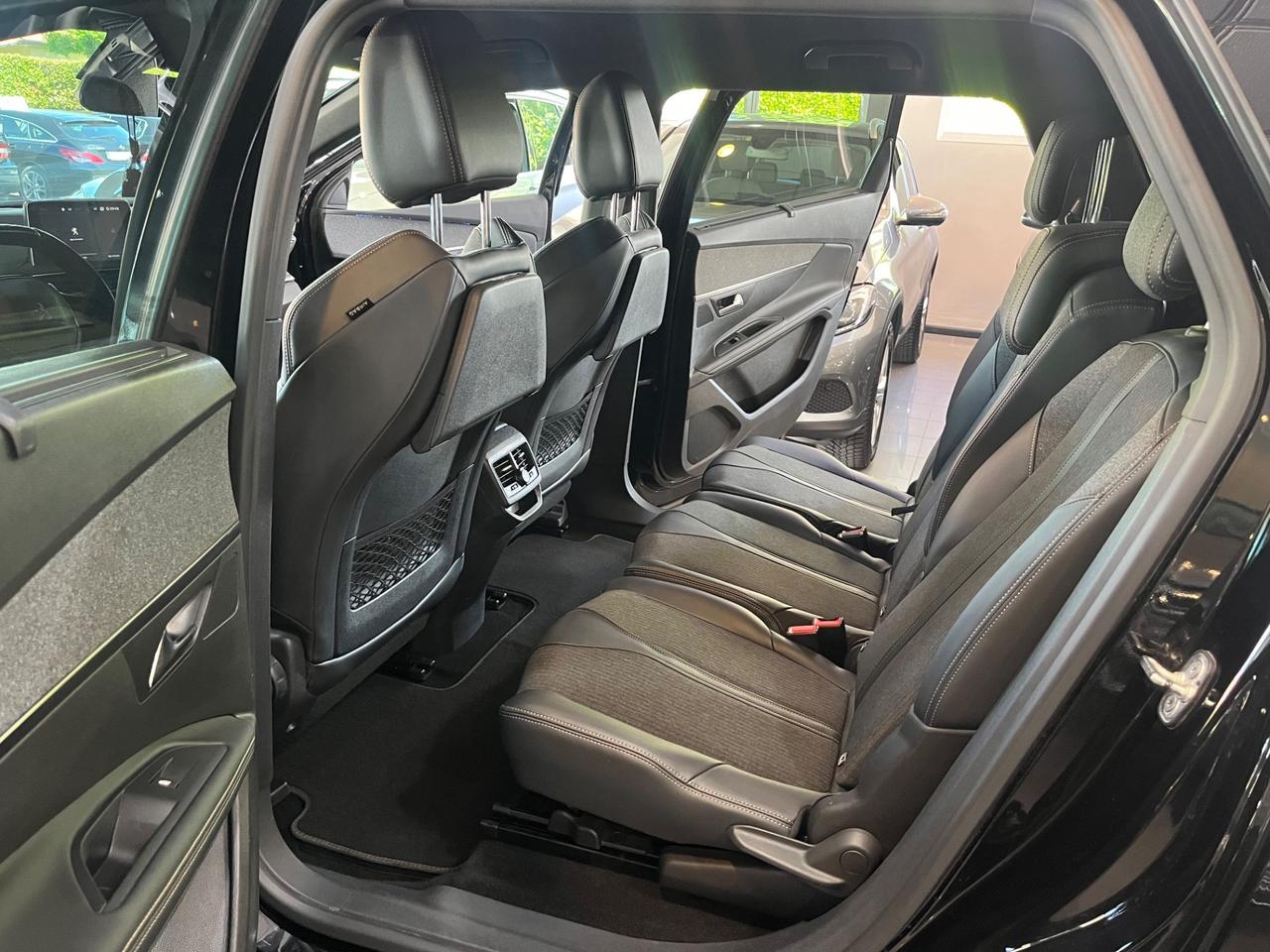 Peugeot 5008 1.5 bluehdi GT Line s 80.000 KM!!